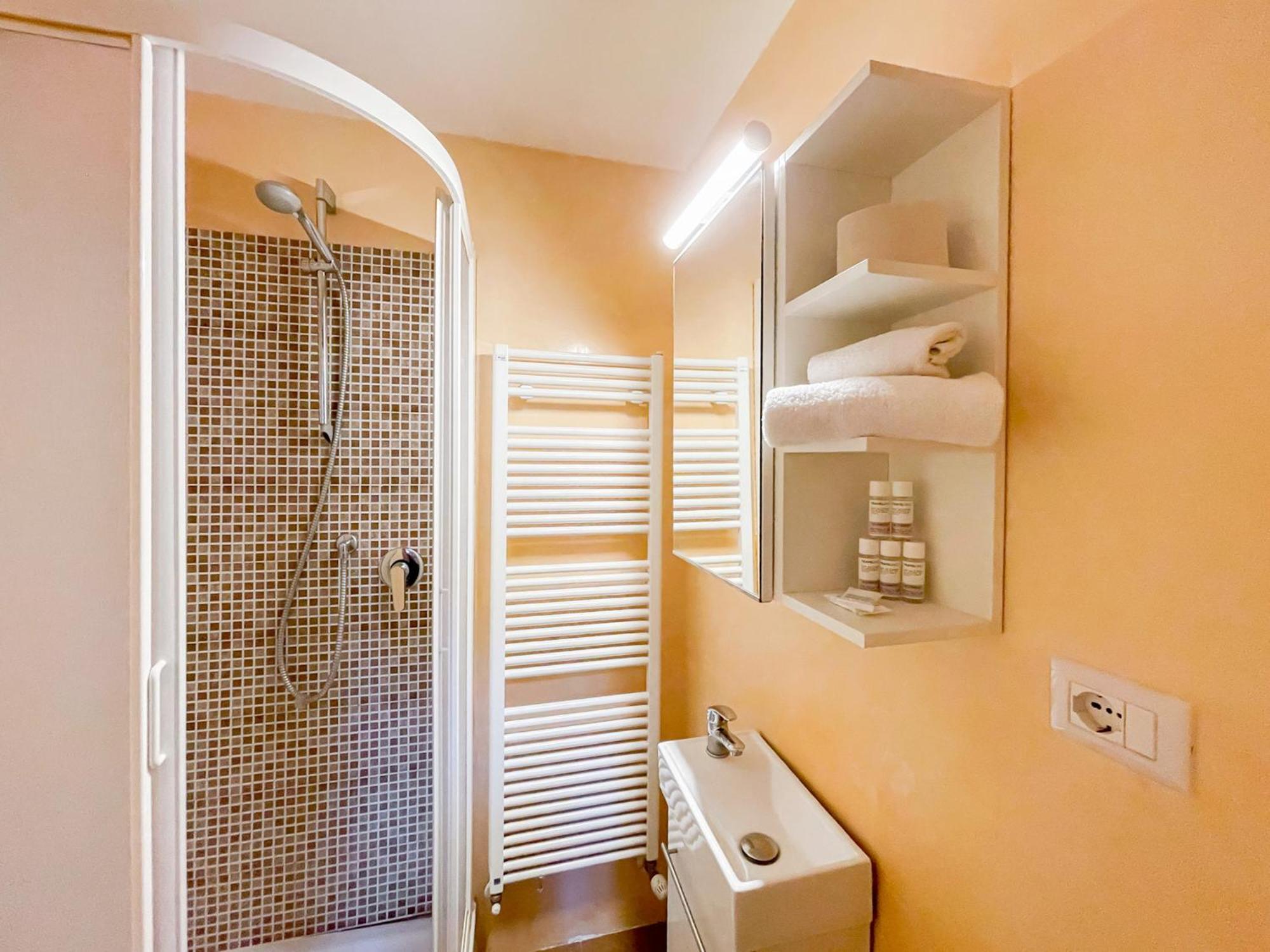 Spacious Apartment By Duomo Florencia Exterior foto